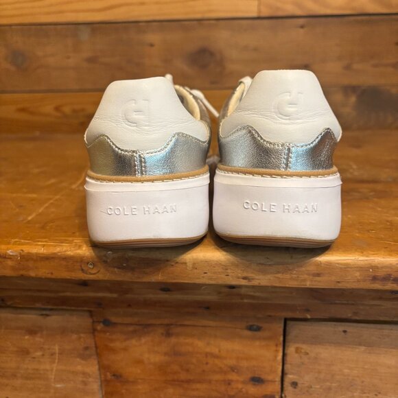 Ladies Cole Haan Silver Lace-Ups 8.5 - Picture 5 of 10